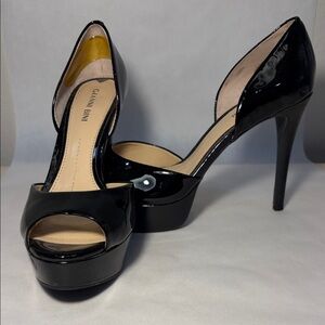 Gianni Bini Glossy Black Platform Heels